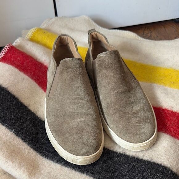 Men's Tod’s Suede Slip-On Shoes - Taupe 7.5 (8.5 US) - Picture 1 of 5